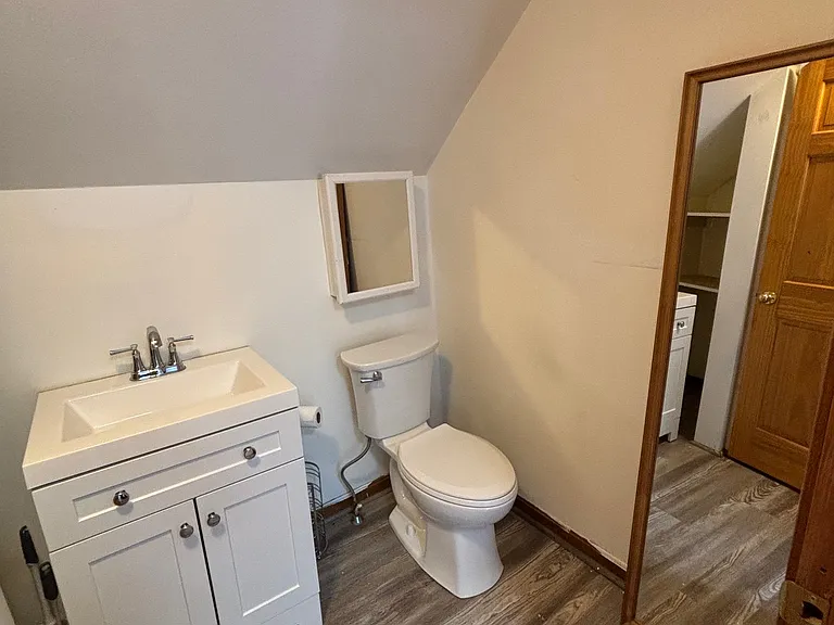 658 Main Rd N #2 — Photo 9