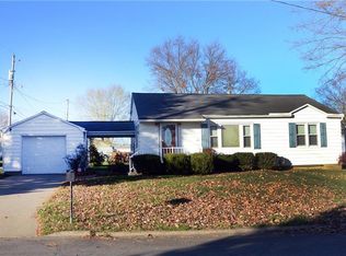 1253 Rochester Ave, Cambridge, OH 43725