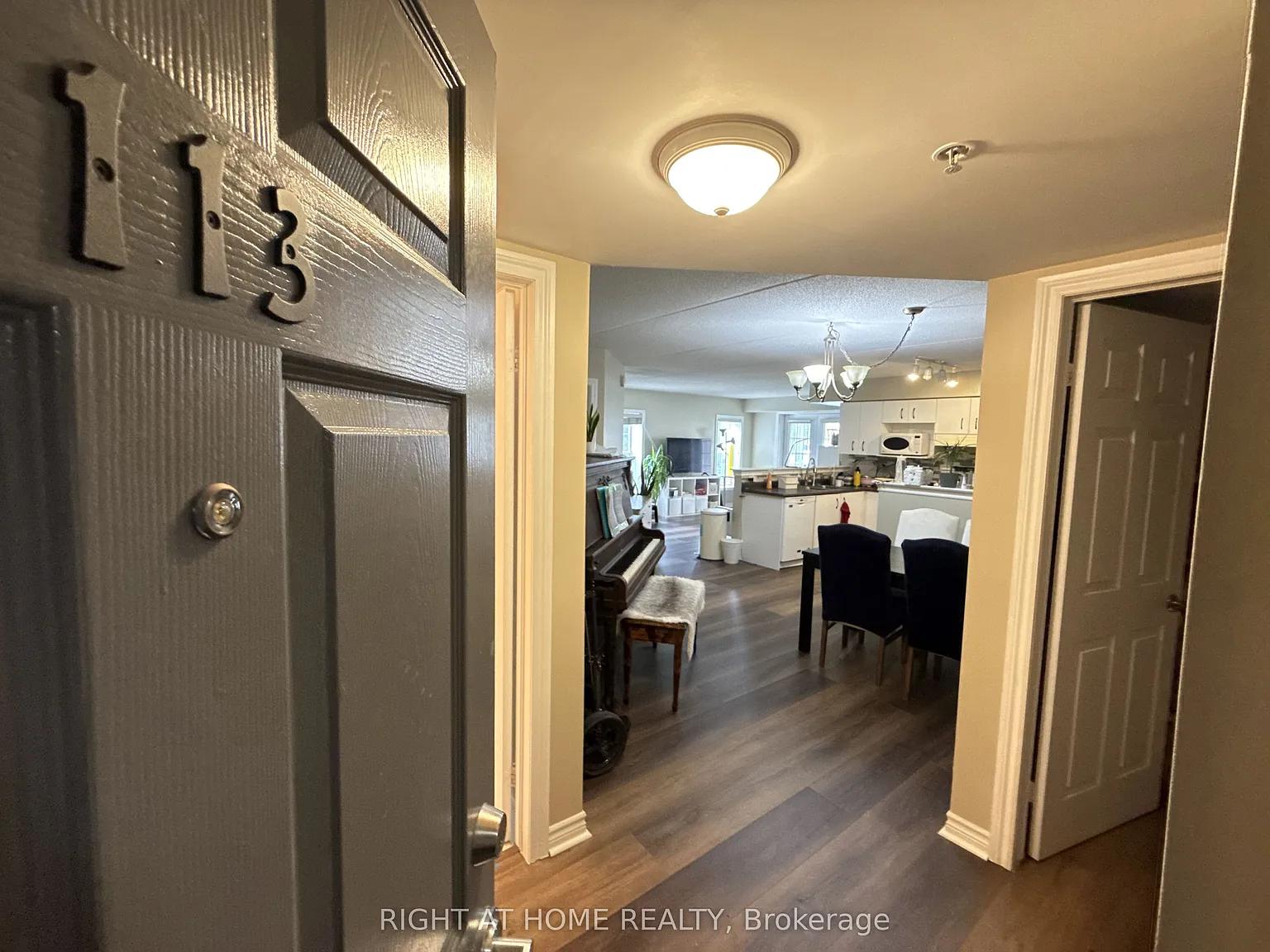 2 bed, $3,100 — Photo 2