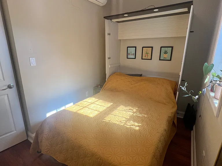 982 Florida Ave NW — Photo 8