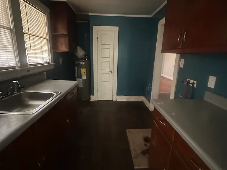 1062 Radio Dr — Photo 6