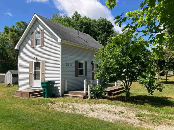 210 Sherman St, Gladwin, MI 48624