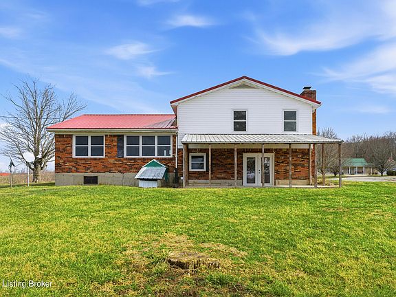 5th image of 3076 W River Rd