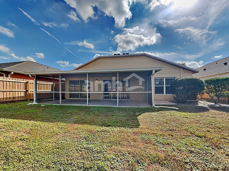 27437 Sugar Loaf Dr — Photo 17