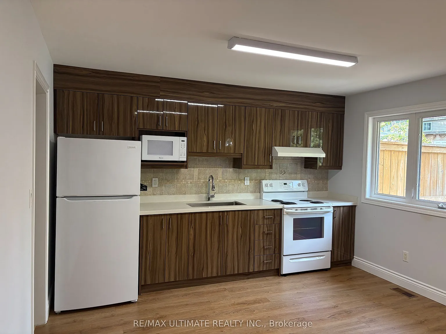1 bed, $2,100 — Photo 2
