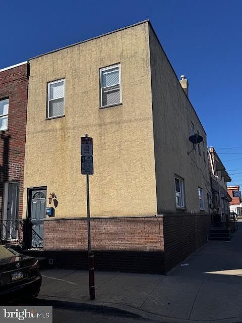 1st image of 1001 Cantrell St