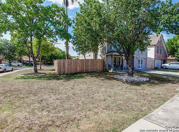 4th image of 9839 Misty Plain Dr