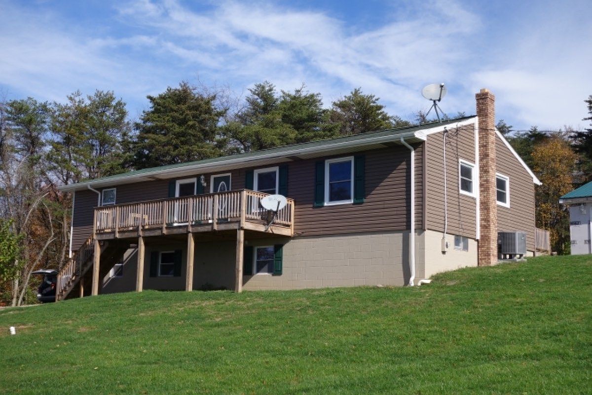211 W Dividing Ridge Rd, Prosperity, PA 15329 | Zillow