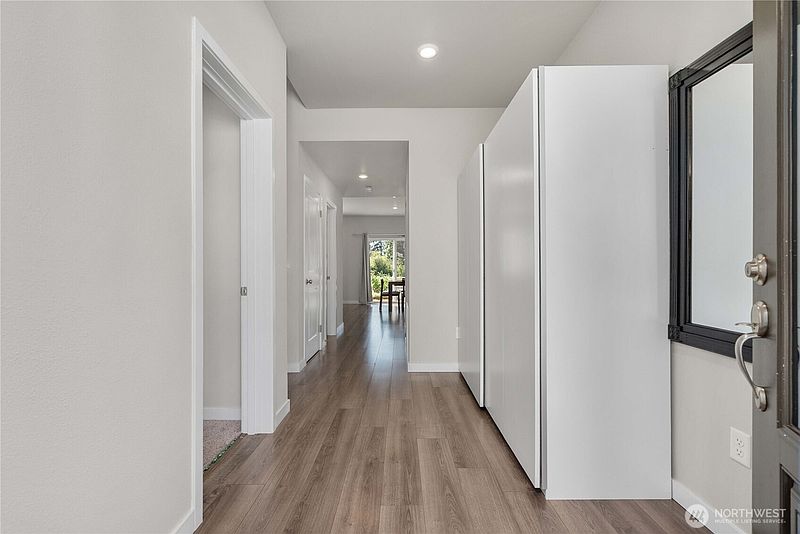 4th image of 8722 13th Avenue Ct E