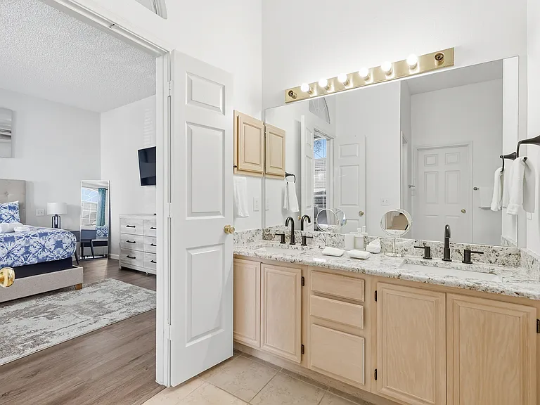 10217 Napa Valley Dr — Photo 31