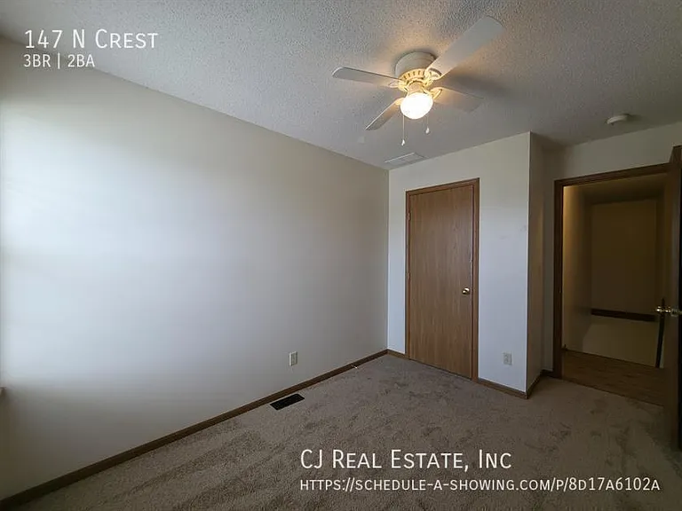 147 N Crest Dr — Photo 9