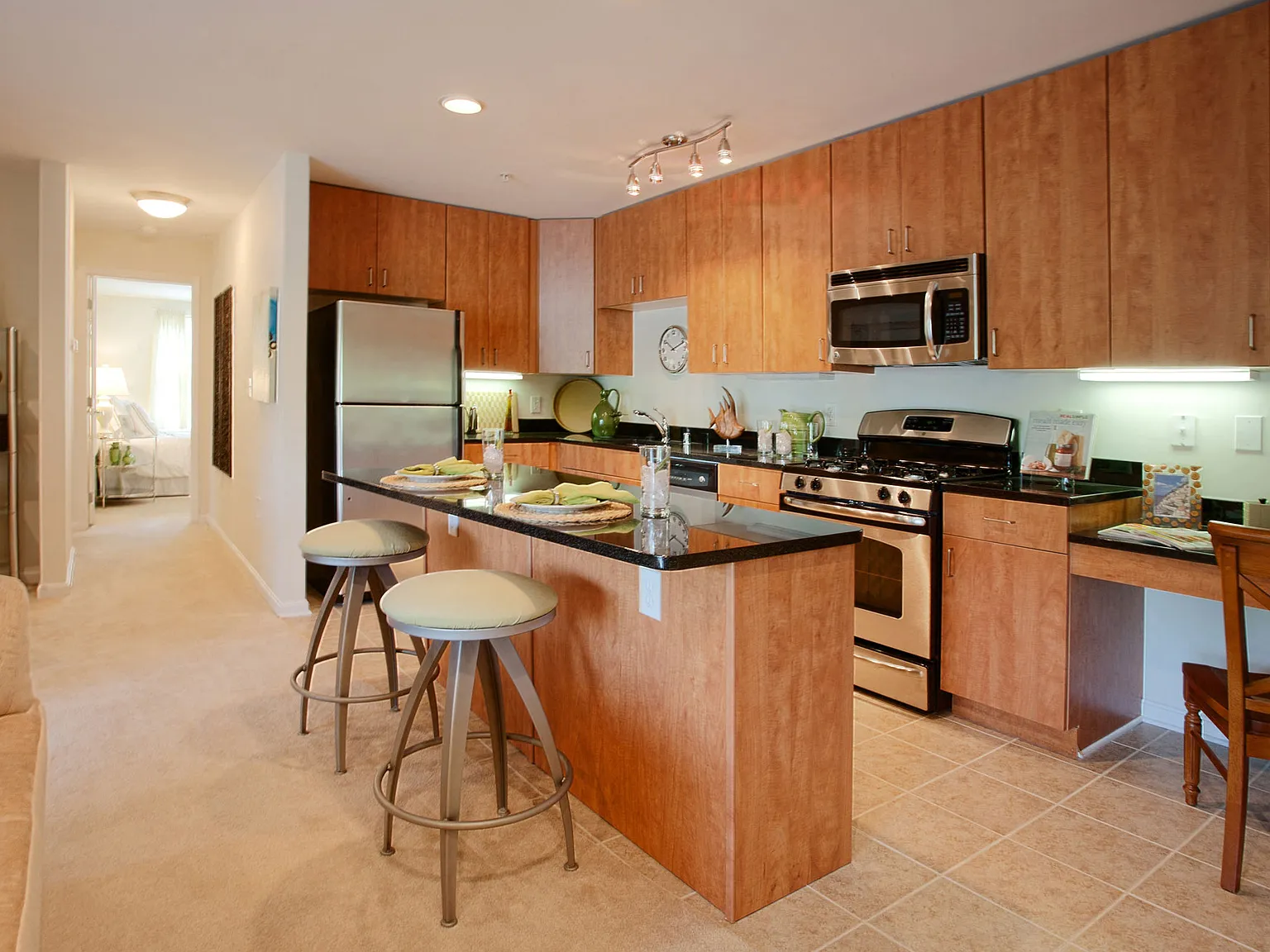 Spa Cove Apartments — Photo 2