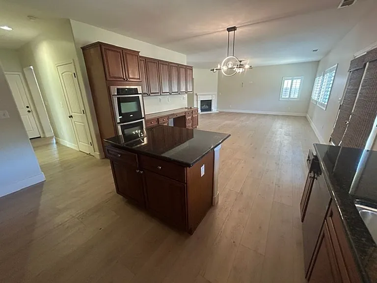5211 W Elkhorn Ct — Photo 17