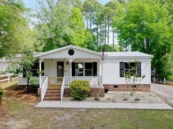 299 Ridgewood Drive NW, Calabash, NC 28467