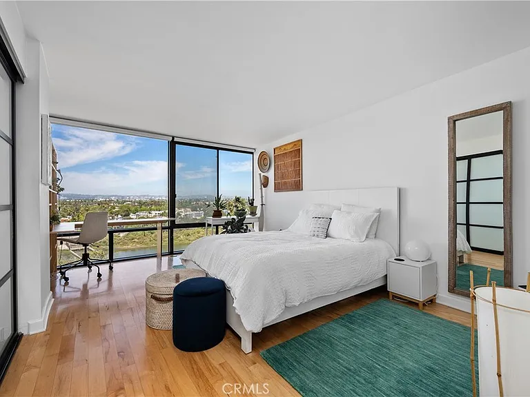 4265 Marina City Dr #511W — Photo 19