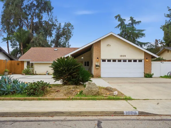 1909 S Hillcrest Drive, Visalia, CA 93292