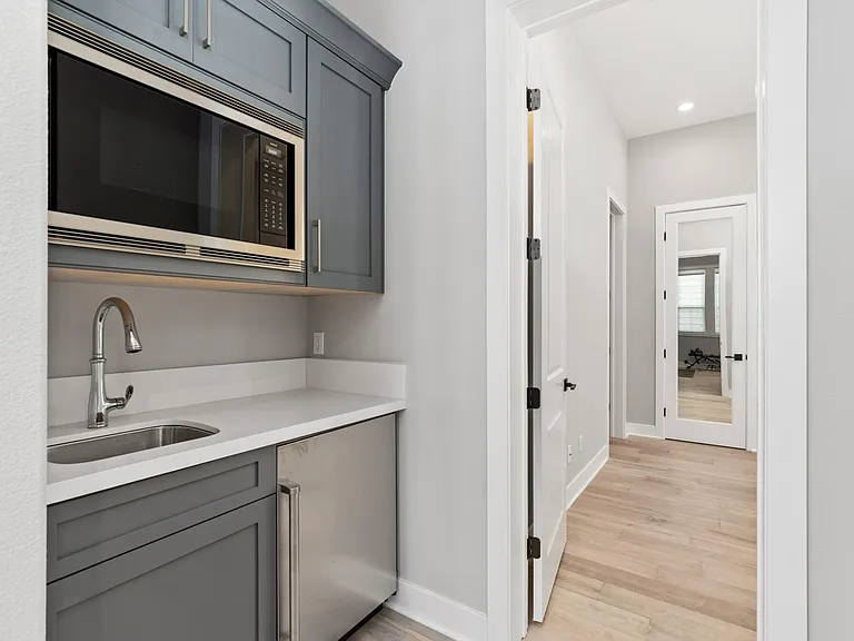 6195 Summit Crest Cir — Photo 10