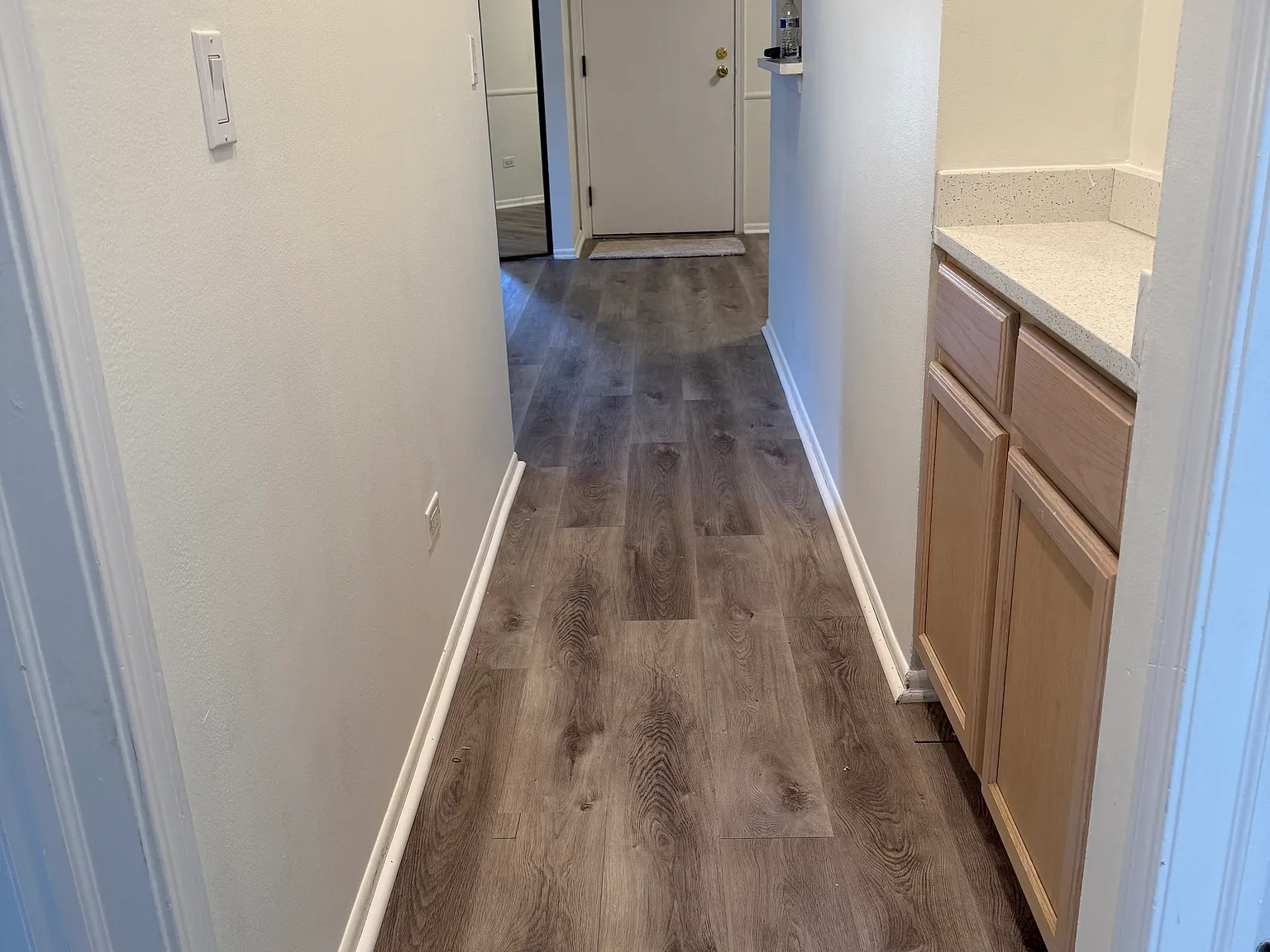 2 bed, 880 sqft, $1,900 — Photo 4