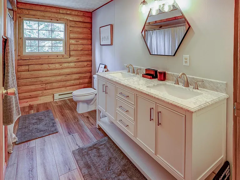 Main Floor Bathroom