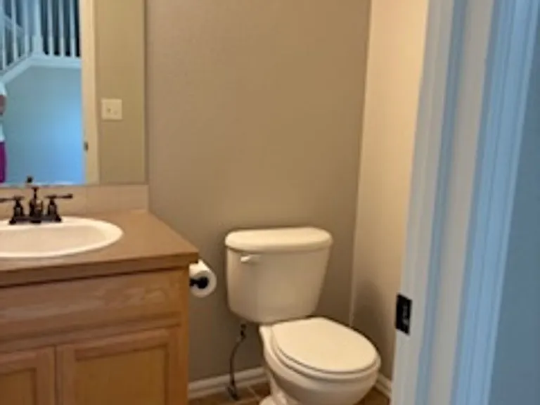 2462 Bar Harbor Dr — Photo 10
