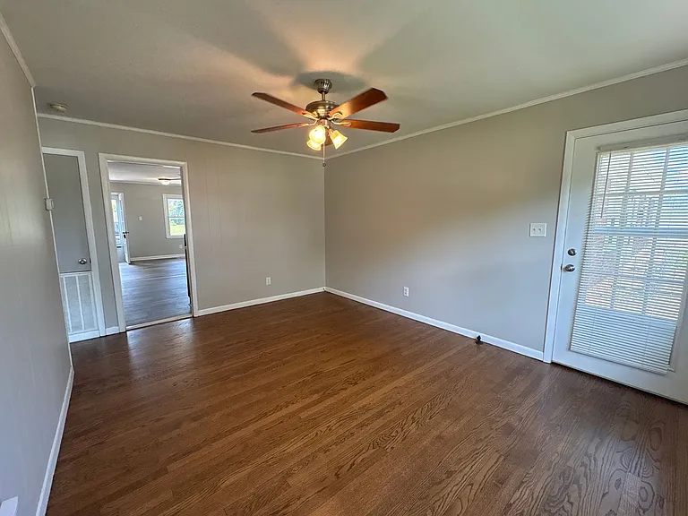 408 S Jefferson Street — Photo 5