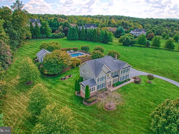 40274 Spectacular Bid Pl, Leesburg, VA 20176