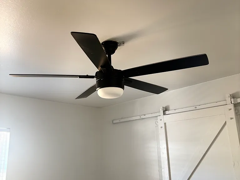 New Ceiling fan with remote control