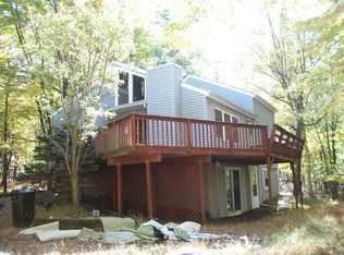 115 Maple Rd, Canadensis, PA 18325