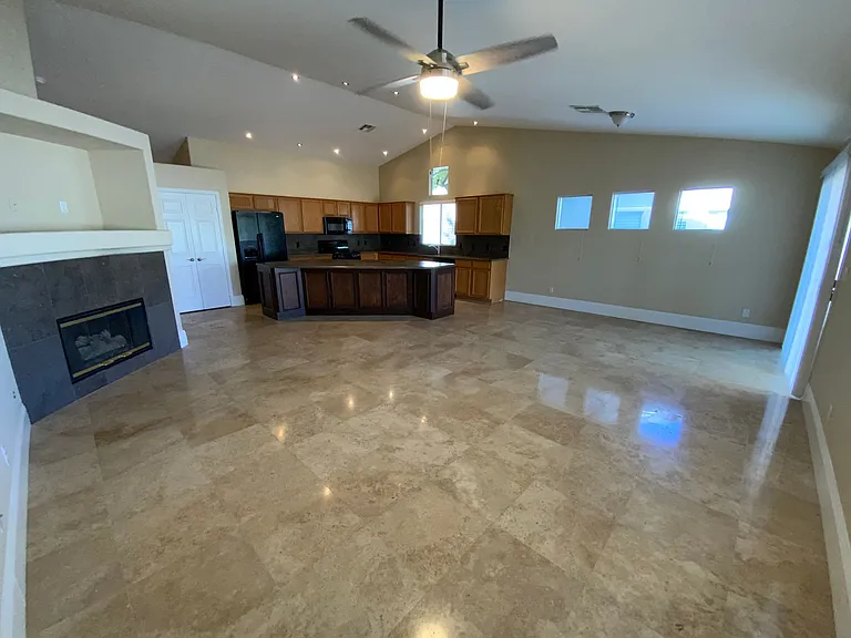 1308 Pintail Point St — Photo 2