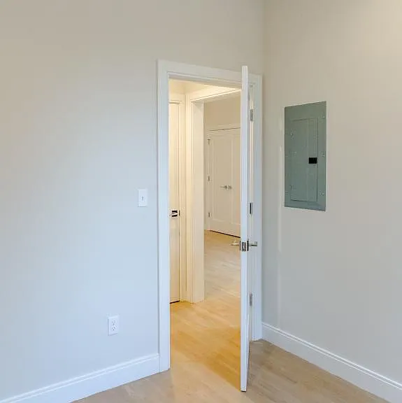 11 Newcomb St #3A — Photo 7