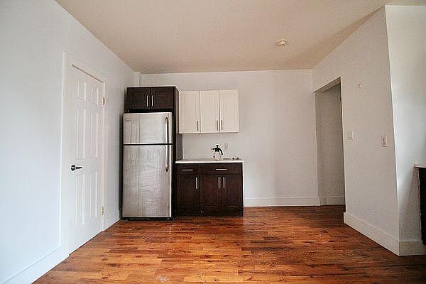 1st image of 669 Hancock St #1H