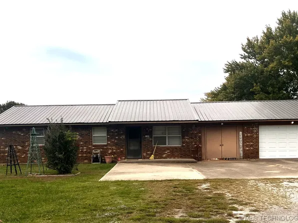 150 S Bender St, Nowata, OK 74048