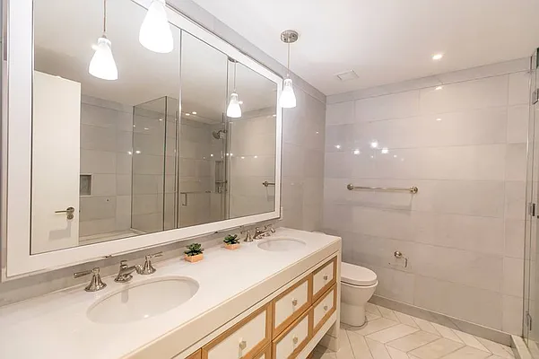 Sold by East West Realty Services Inc | media 3