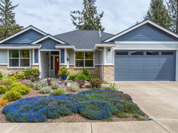 5708 NE Voyage Way, Lincoln City, OR 97367