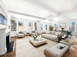 32 Washington Sq W APT 7W, New York, NY 10011