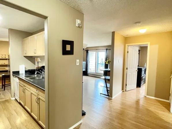 200 Richard St #437, Wood Buffalo, AB T9H 5H6