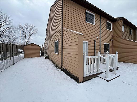 3rd image of 53 Theresa Blvd