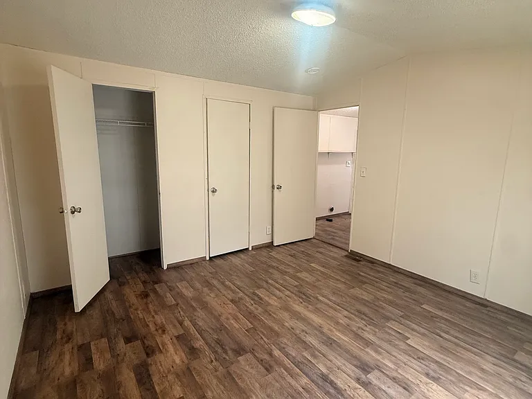 3316 Eastern Ave — Photo 6