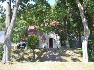 1216 Hamlin Pl, Jackson, MI 49201