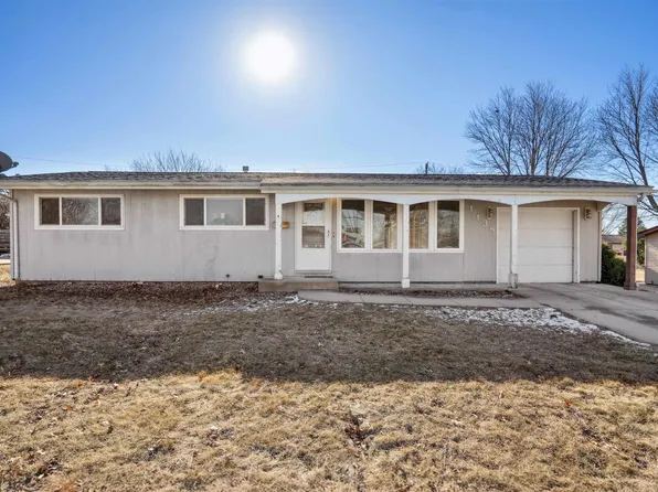 1138 Lindner Dr, Waterloo, IA 50702