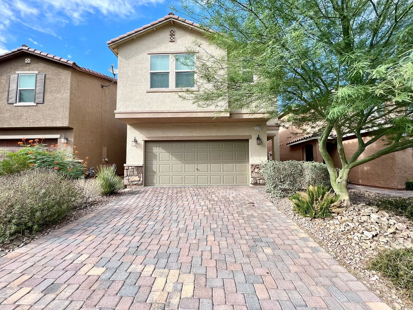 Welcome to this stunning 5-bedroom, 3-bathroom home with 1 bedroom and bath down — Photo 1