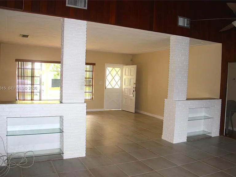 70 Hammond Dr — Photo 7