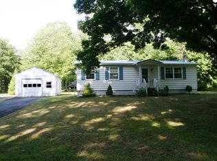 74 Woodlawn Ln, Willsboro, NY 12996