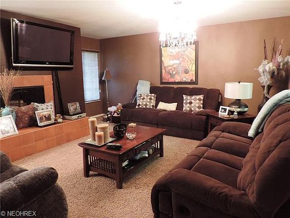 5th image of 26101 Village Ln APT 305