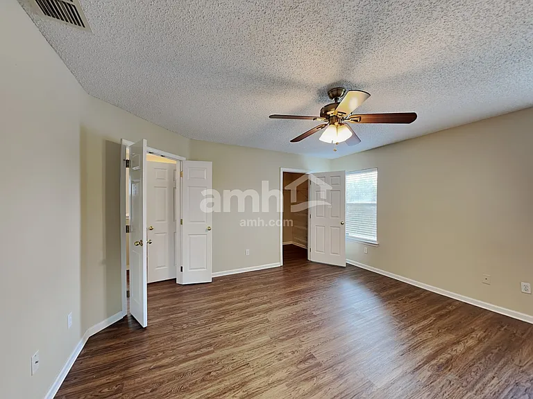 3353 Chapel Ct — Photo 12