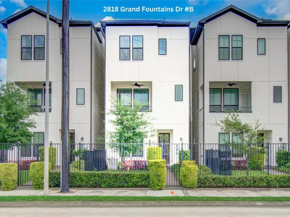 2818 Grand Fountains Dr #B, Houston, TX 77054
