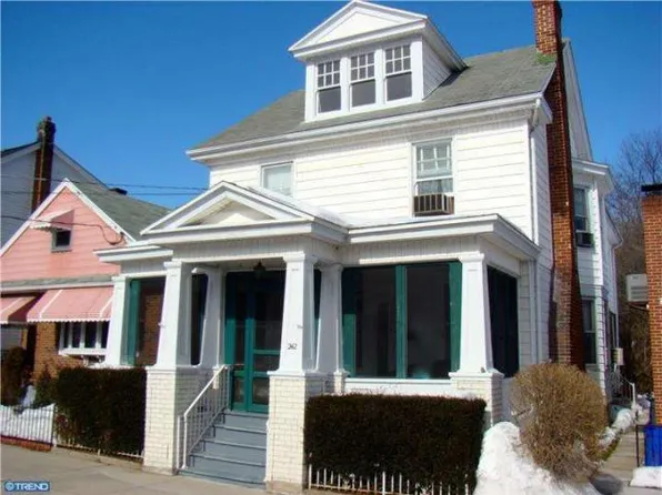 242 S 4th St, Minersville, PA 17954