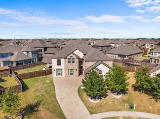 1004 Hummingbird Ct, Forney, TX 75126