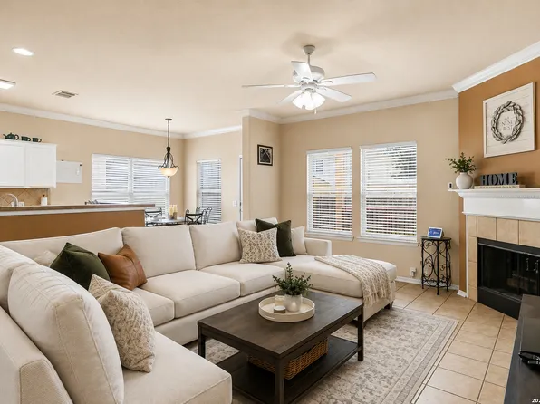 636 SILO ST, Schertz, TX 78154