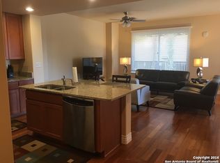 215 N Center APT 205, San Antonio, TX 78202